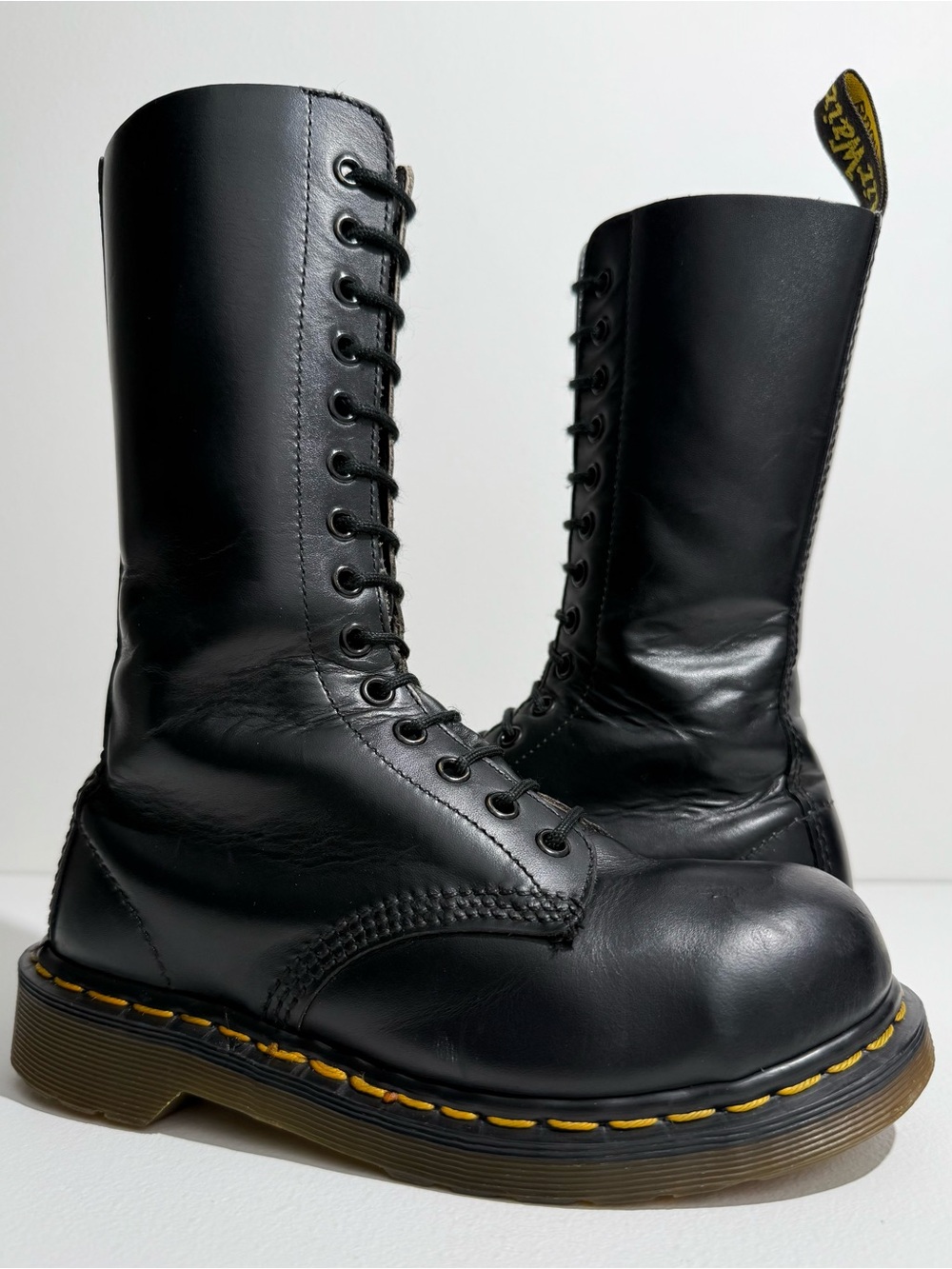 Vintage Dr. Martens 1940 Black Steel Toe Leather England 14 Eye Boots UK 3